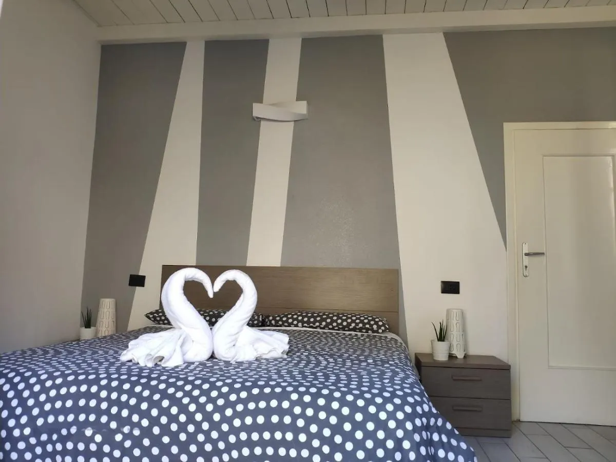 Hotel Sweet House Self Check-In 24H Cavallasca 0*,  Italien